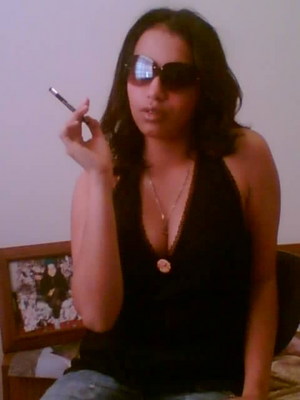 c bocra woooow she loook sexy in this pic